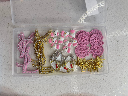 YSL kitty 31pcs